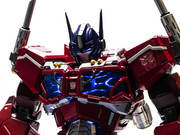 Flame-Toys-Kuro-Kara-Kuri-Optimus-Prime-17