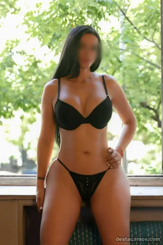 634212428-chica-escort-en-madrid-NMbW6Z-e