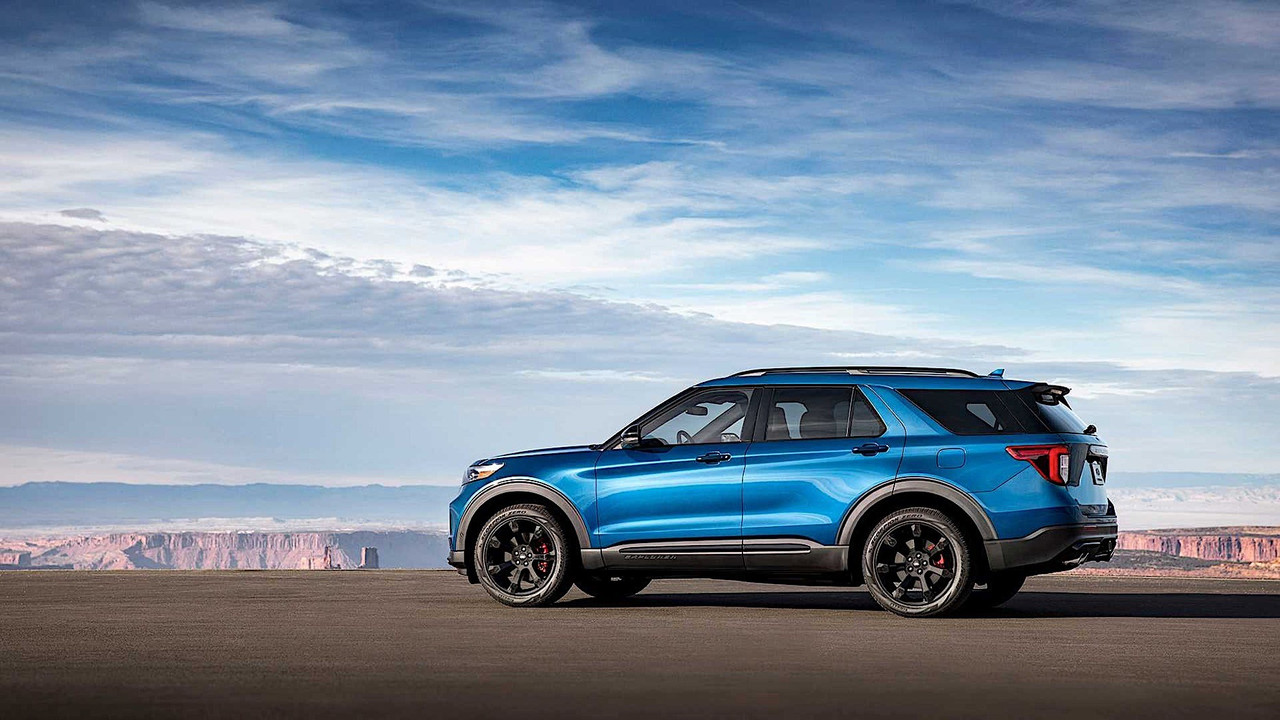 2020 Ford Explorer ST (3)