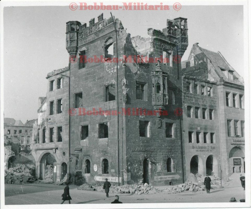 Foto Nürnberg 1945 zerstörte Kaiserburg Haus Ruinen combat Bomben Angriff4