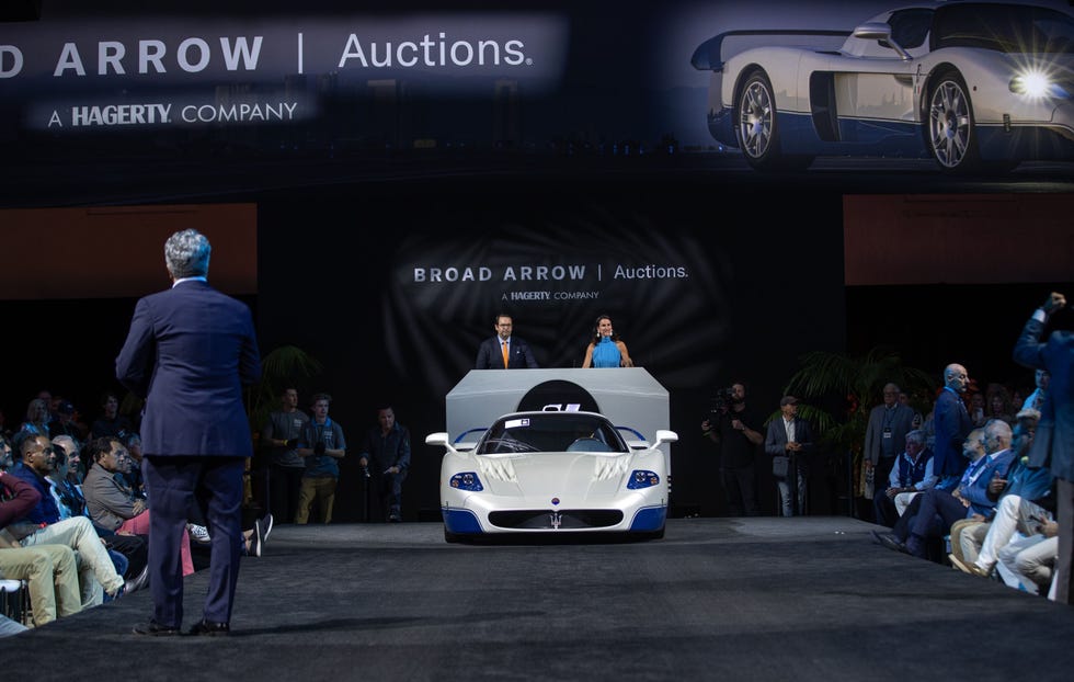 maserati-mc12-stradale-monterey-car-week-2025-3-68b5f2a36818c.jpg
