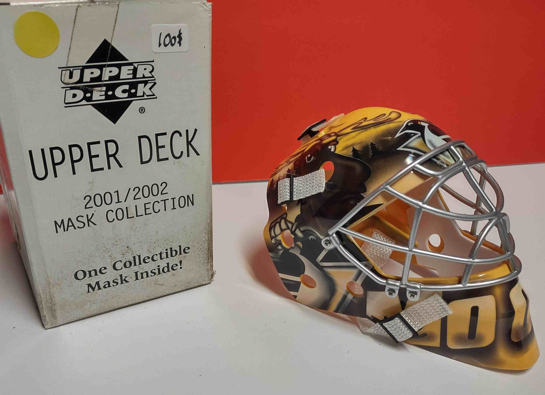 Hedberg-UD-mini-mask-Pittsburgh