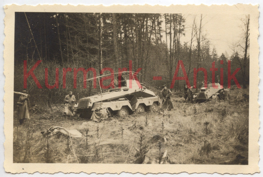 Foto Wehrmacht Frankreich Panzer Spähwagen 8 Rad Funker Antenne