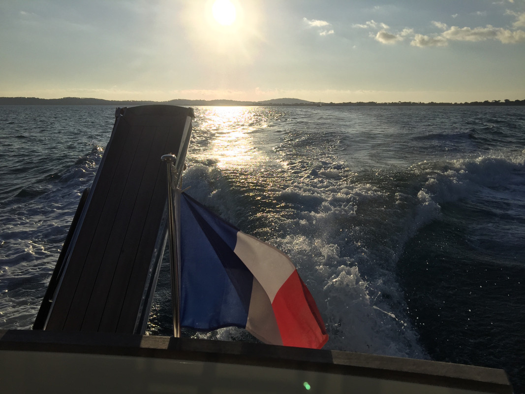 84EB0220-99D0-4E4F-A298-083A6749A9D5