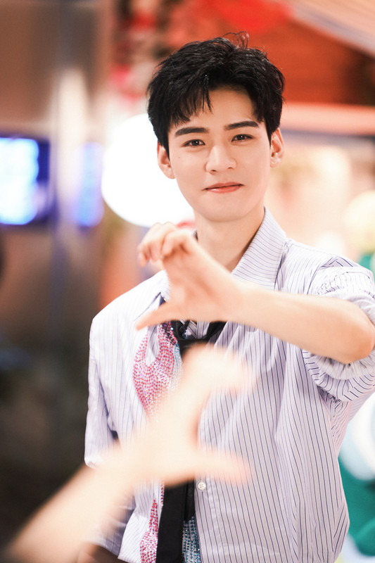 006DurXoly1hh5dxvzqukj32zw4hux6t