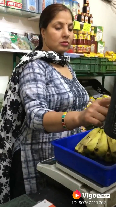 big tits supe marke aunty big boobs from super market mp4 snapshot 00 07 865 — Postimages