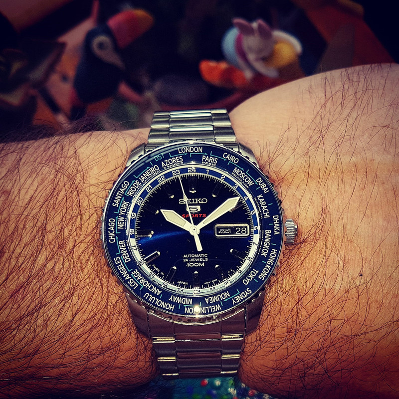 Seiko 5 Sports SRP125 World Time Cal. 4R36 Auto 100M (2)