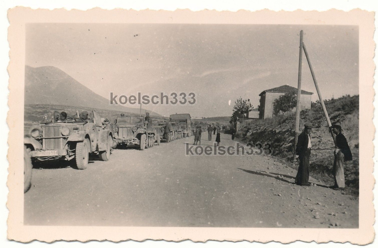 Foto Lamia Griechenland PKW Kübelwagen Panzer Ha