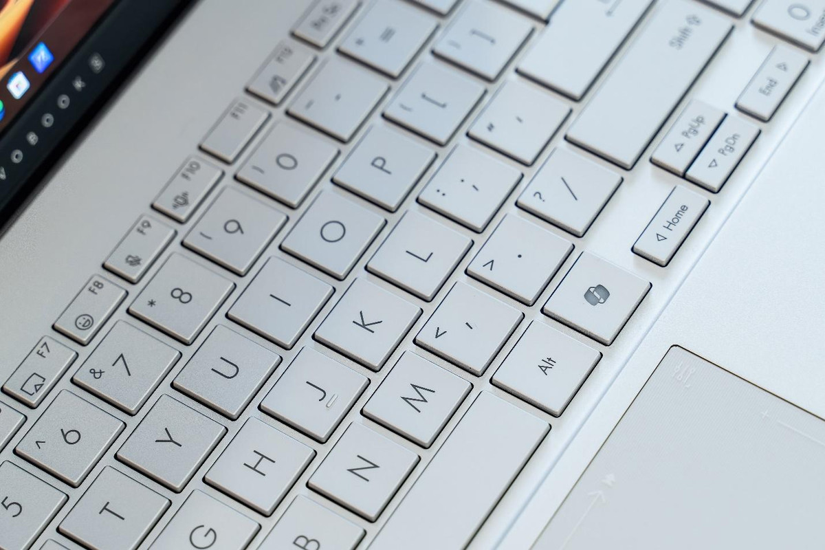 A close-up of a keyboardDescription automatically generated A close-up of a keyboardDescription automatically generated