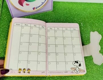 agenda con broche snoopy 4