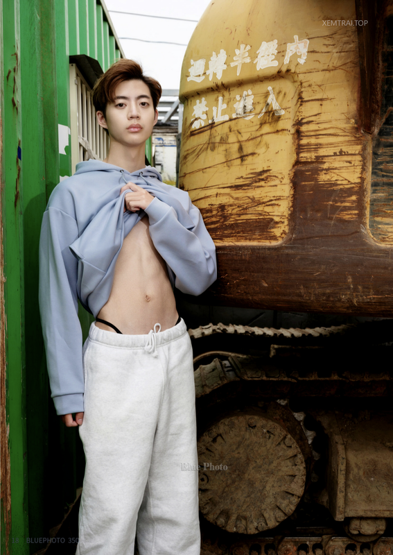 BLUE PHOTO 350-30