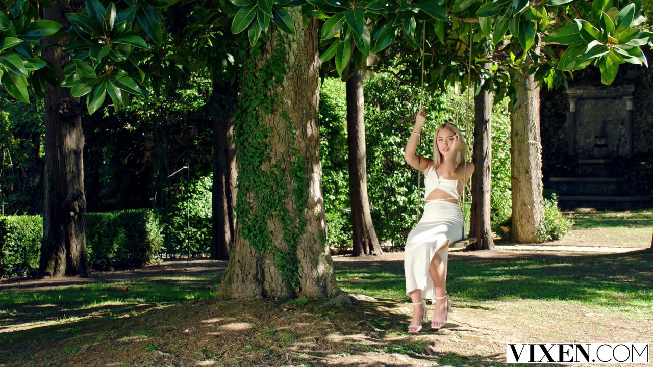 vlcsnap-2023-04-24-11h58m34s275