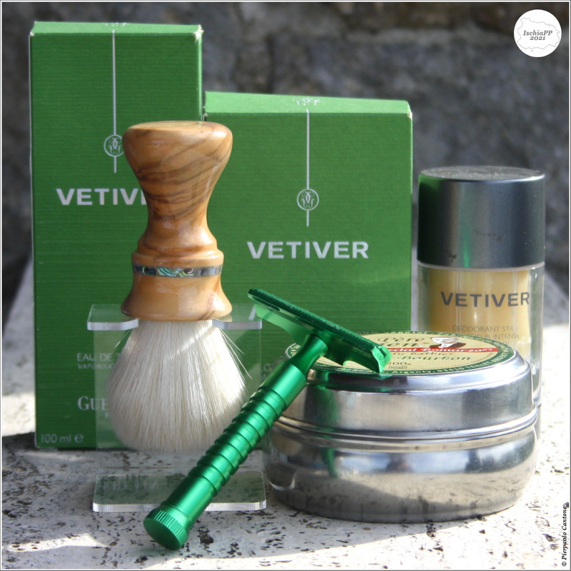 [Image: 211201-ischiapp.jpg]