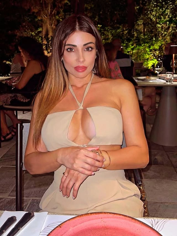 22 (2)