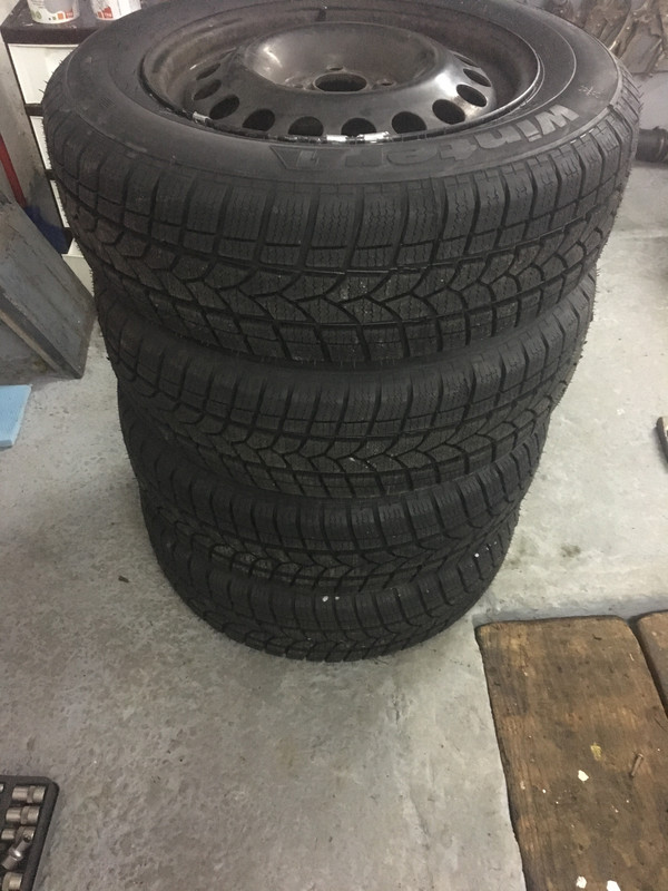 59F3D326-6222-472F-A1B7-1DC8B72ECBFD