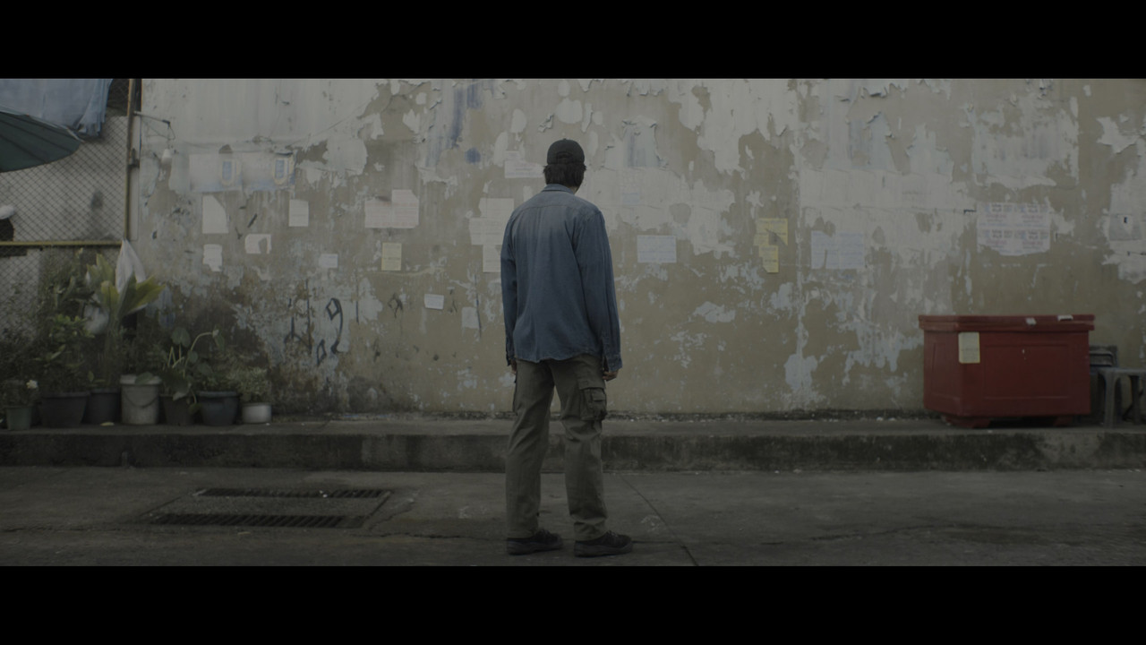 The Debt Collector 2026 Trial 5 1 4K HDR10 DV WEBDL mkv snapshot 00 32 36 667