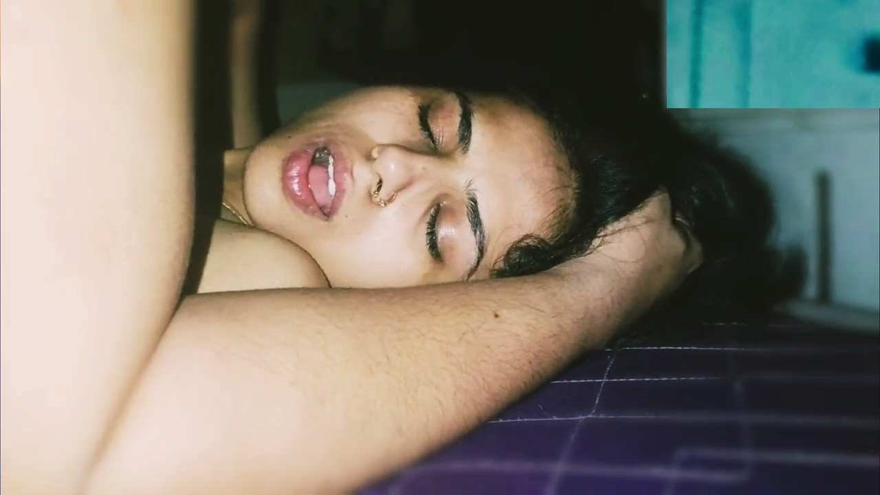 Hot Desi village bhabhi fucking in doggy style sex video