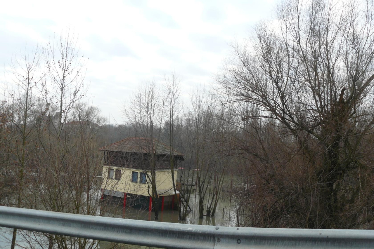 [Obrazek: ee8f5b588011e8ad.jpg]