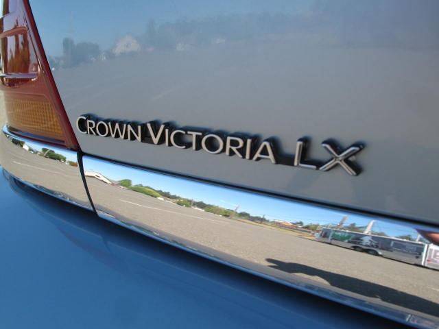 logo crown victoria5