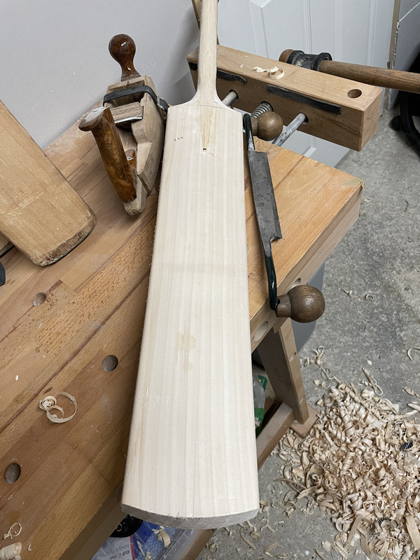 2AC7F5AC-0454-4DD8-8CB7-DE8176E5DFF2