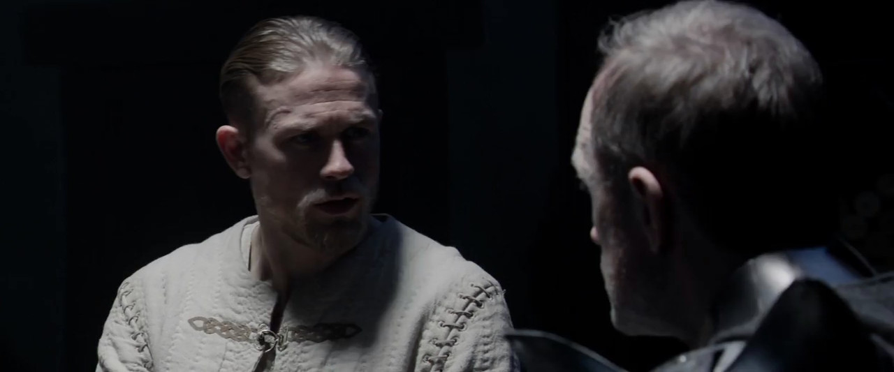 King Arthur: Legend of the Sword 2017 BluRay [Tamil + English] 480p, 720p ESub Screenshot