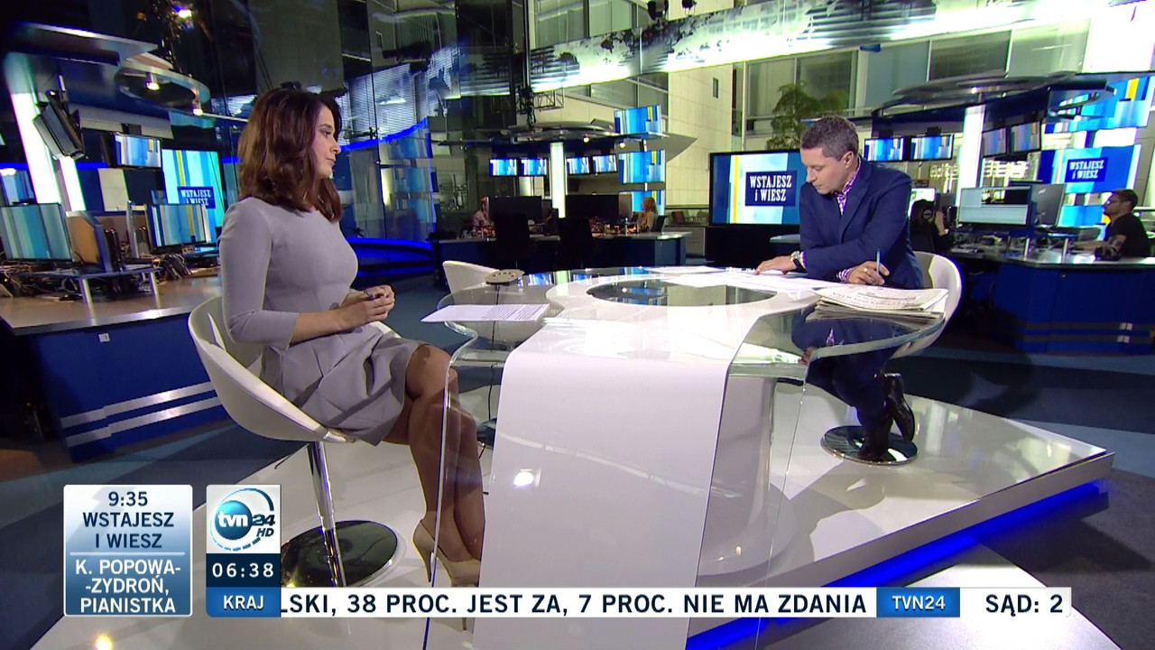 TVN_24_HD-02102015-0629.mts (0_09_16) 002292