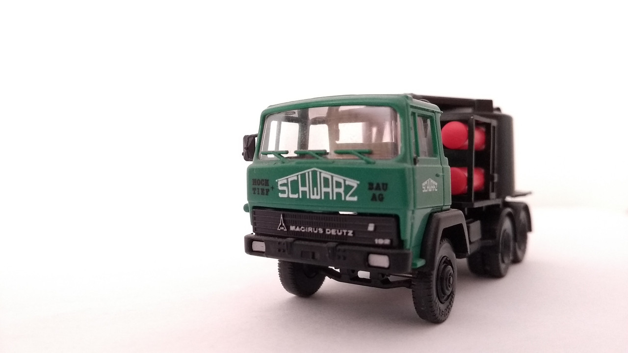 Mach (8108)