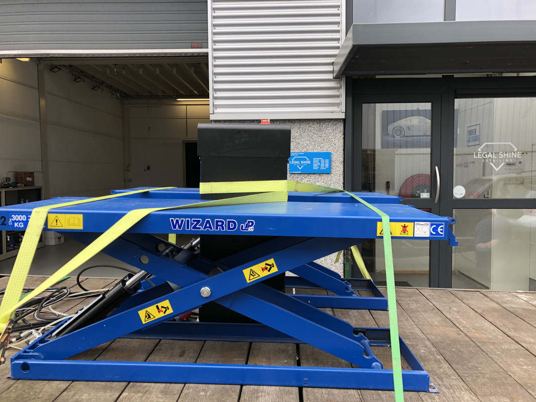 21866C60-3710-4812-AA41-BAA7C798A963