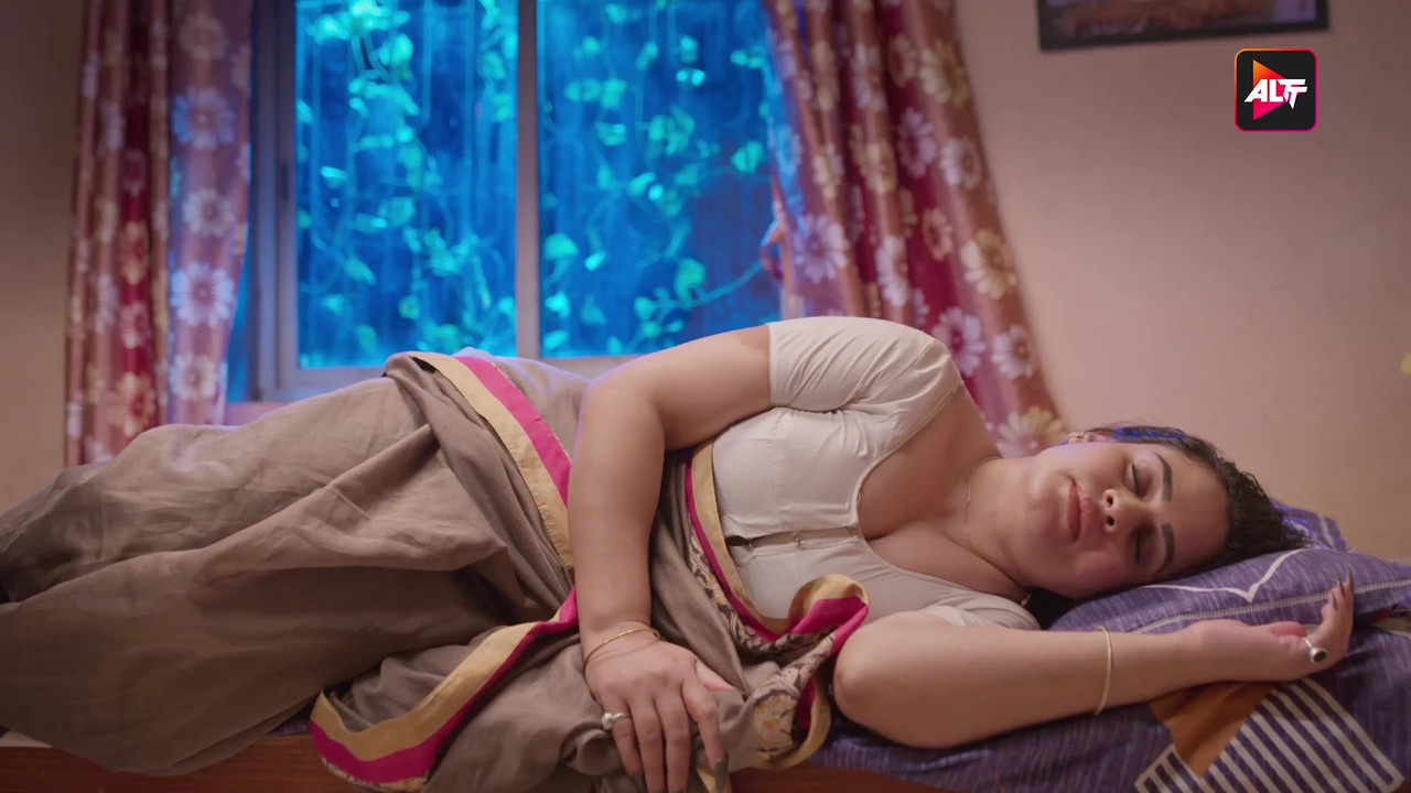 vlcsnap-2025-03-21-03h01m02s479