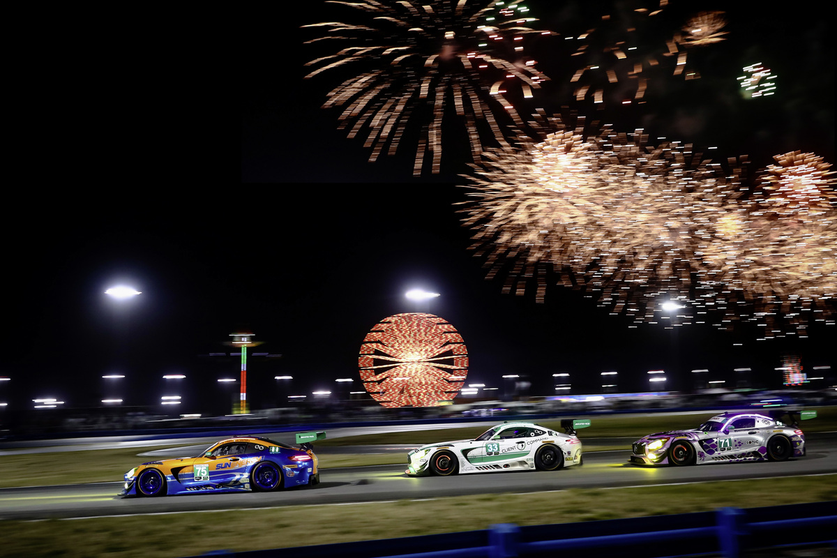 Mercedes-AMG-Motorsport-Teams-at-Daytona-24-1