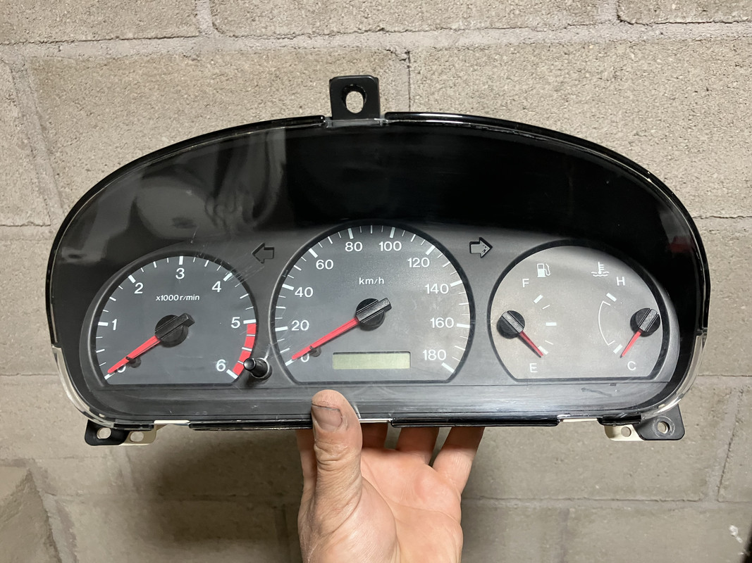 B81DBE6E-6995-4123-ABD1-46E1D32C5A31