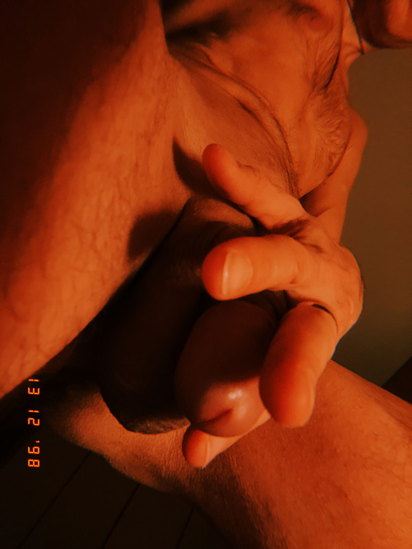 FDDC9AB5-0965-430F-99B1-660BD2B2BC7F