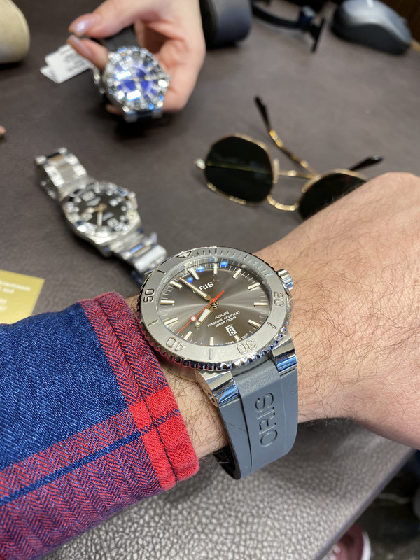 608186AA-5D41-4AFD-9A5A-D6AAB73DAC62