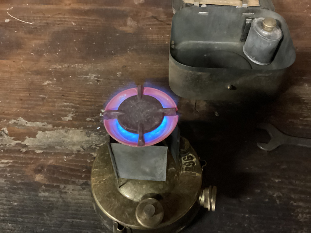 5066B946-9CF2-4067-9E9E-4024B1B23055