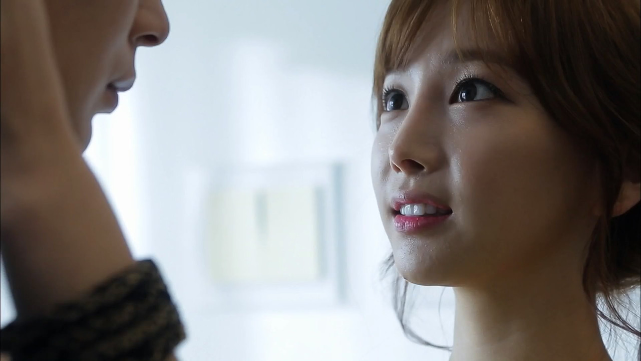 Secret Travel (2013) 1080p mkv snapshot 08 32 [2021 07 12 15 36 57 ...