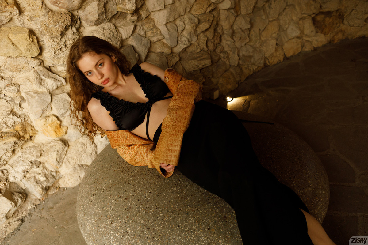 full_009_1351483468153554