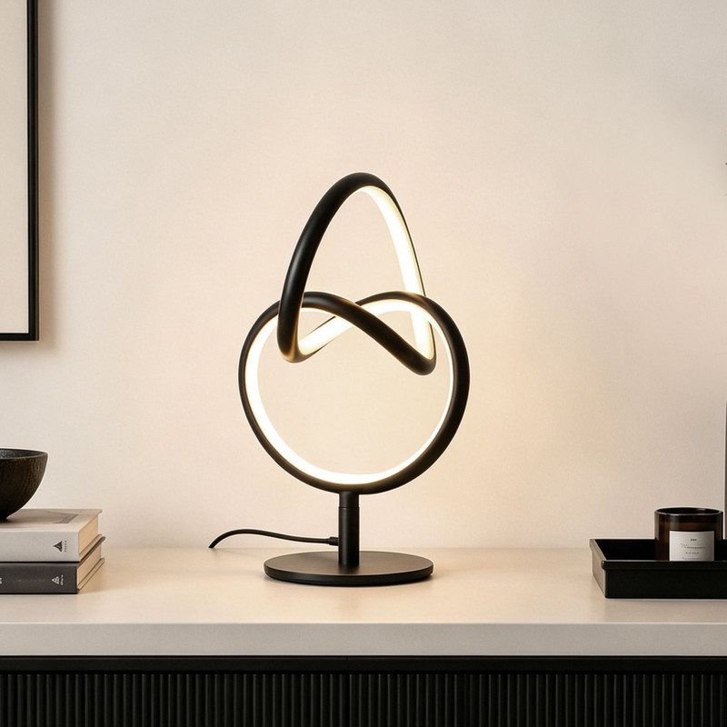 Arcs entrelacés – Un design décoratif moderne