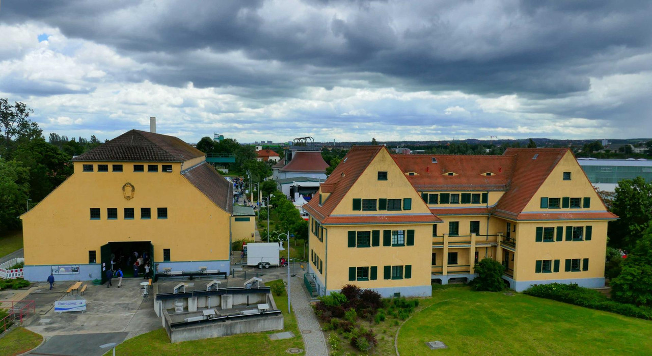 Bild: https://i.postimg.cc/yNS7zpZH/P1360713.jpg