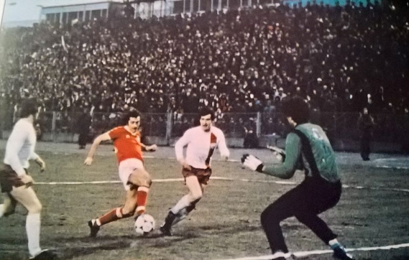 [Image: Trevor-Francis-scoring-against-Dynamo-Be...an-cup.jpg]