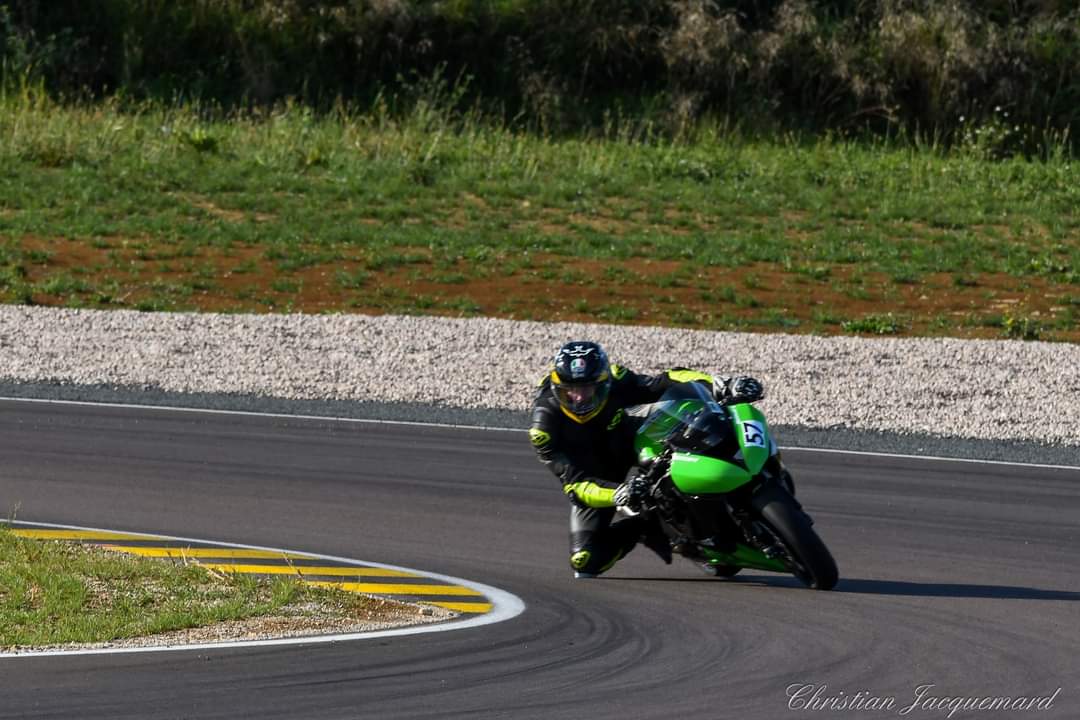 7A66B0EF-0C73-44F6-AFBE-A4FD27D7DAAF