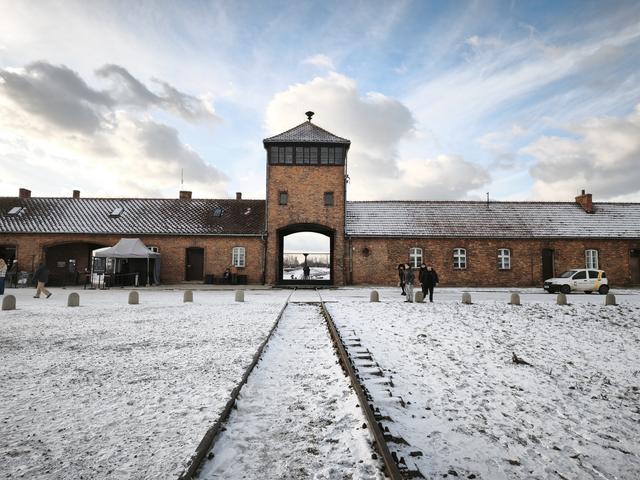 **Día 3 (30 diciembre): Auschwitz y Birkenau - Fin de año en Cracovia (5)