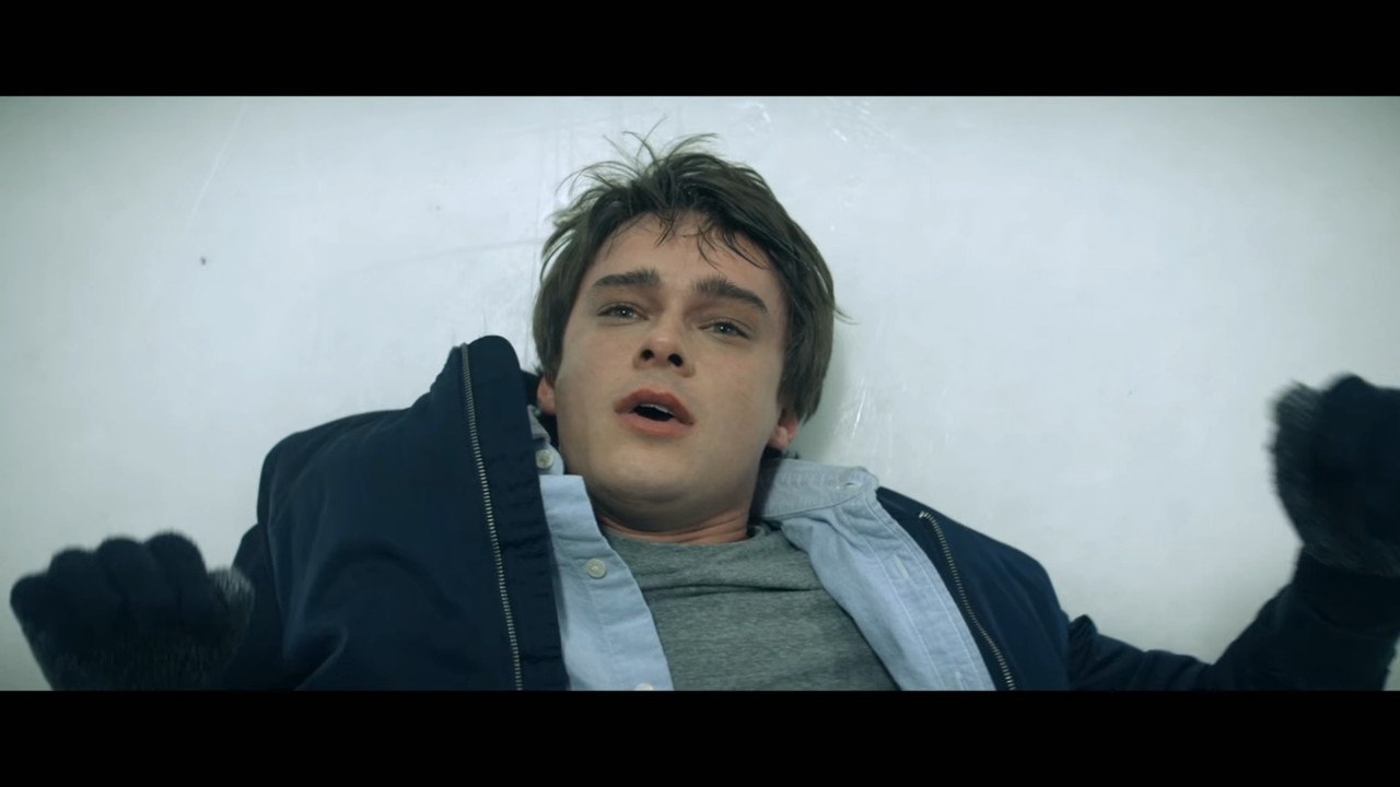 let it snow (2019) 1080p x264 nf-webrip english-hindi 5.1 ddp - 