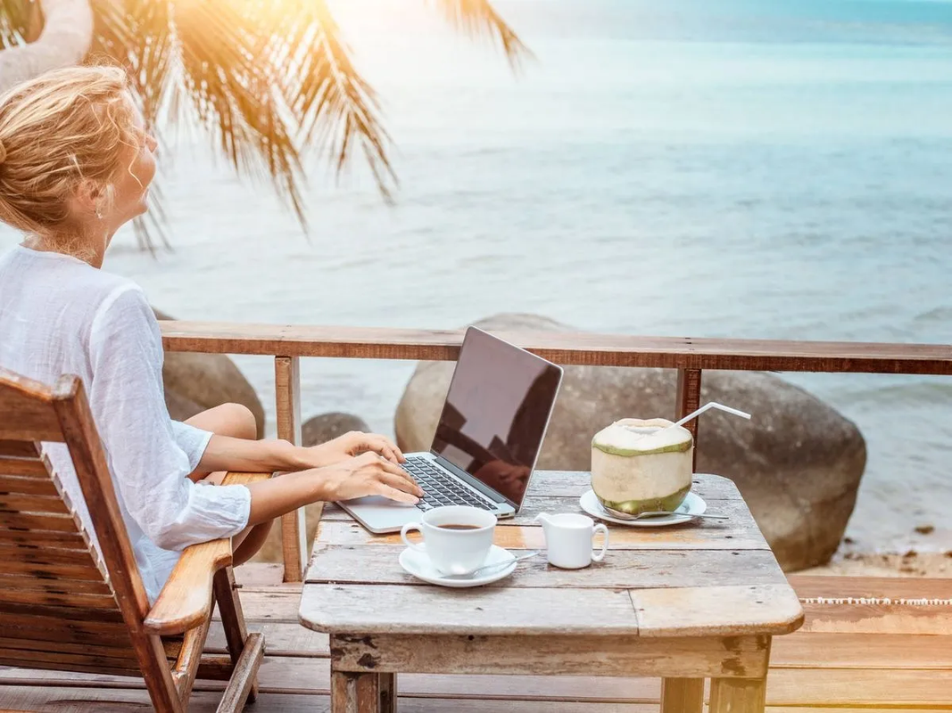 Hotel ofrece atractivo empleo; paga 10 mil dólares por vacacionar