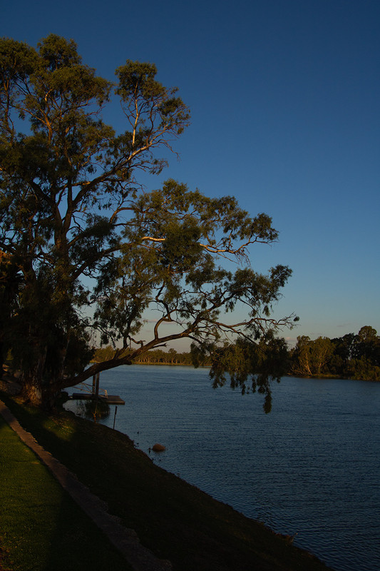 Murray River looking East…