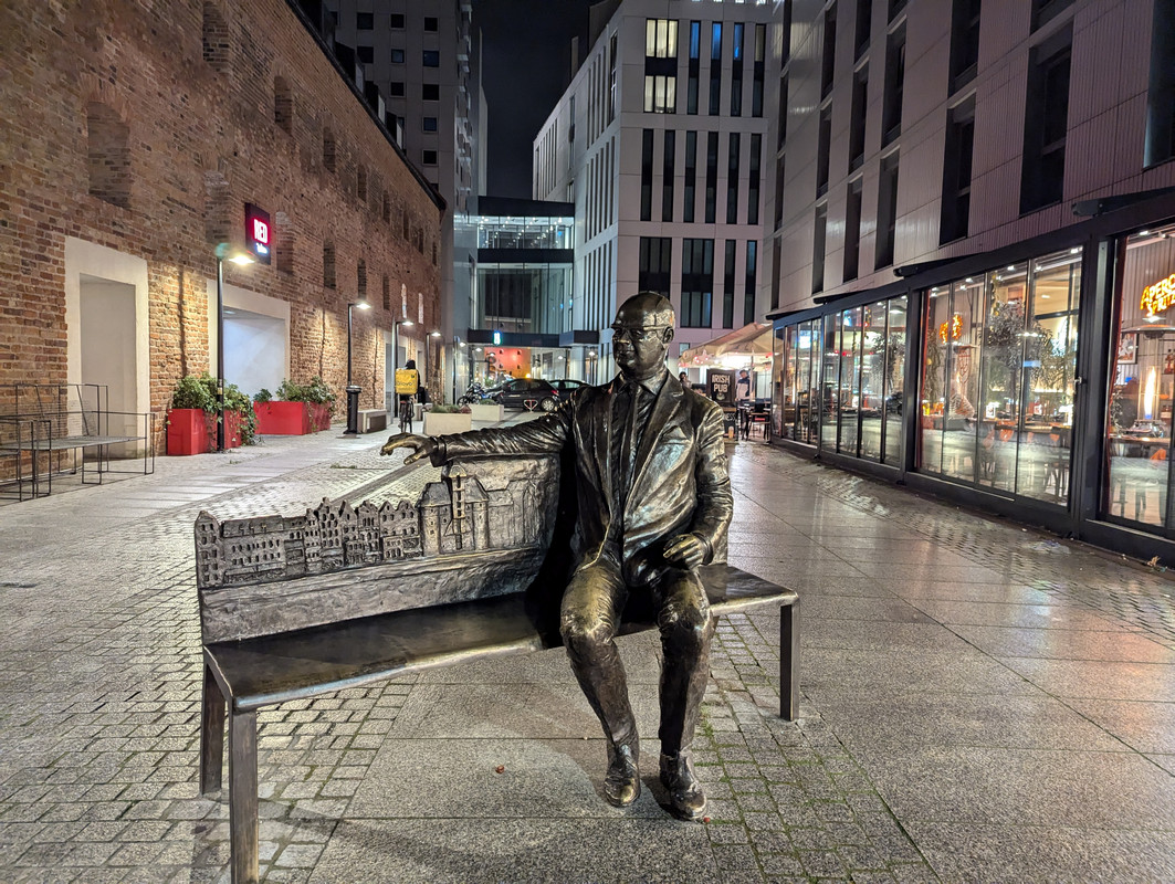 PXL_20241107_183334681