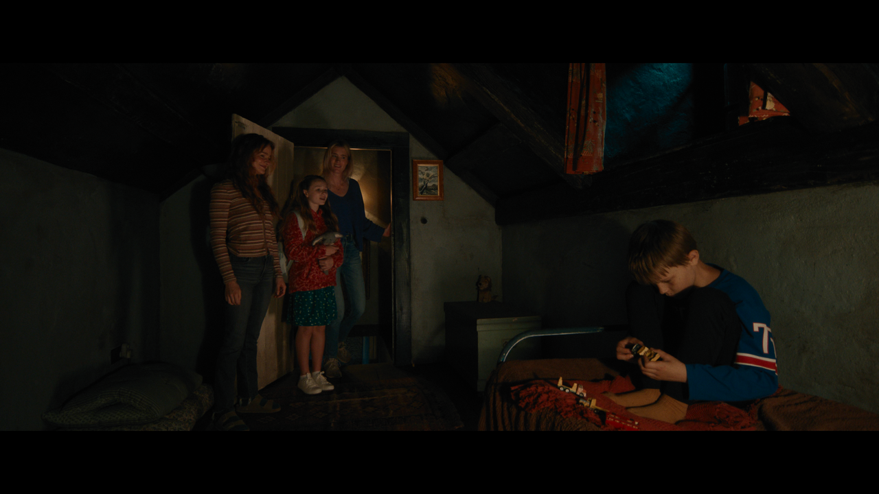 mpv shot Speak No Evil 2024 2160p UHD BDRemux HDR DV HEVC Neciporuk 00 16 05 0006