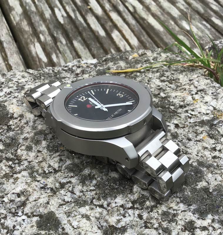 E202D776-904A-453D-ACC9-57D9BC9269CB