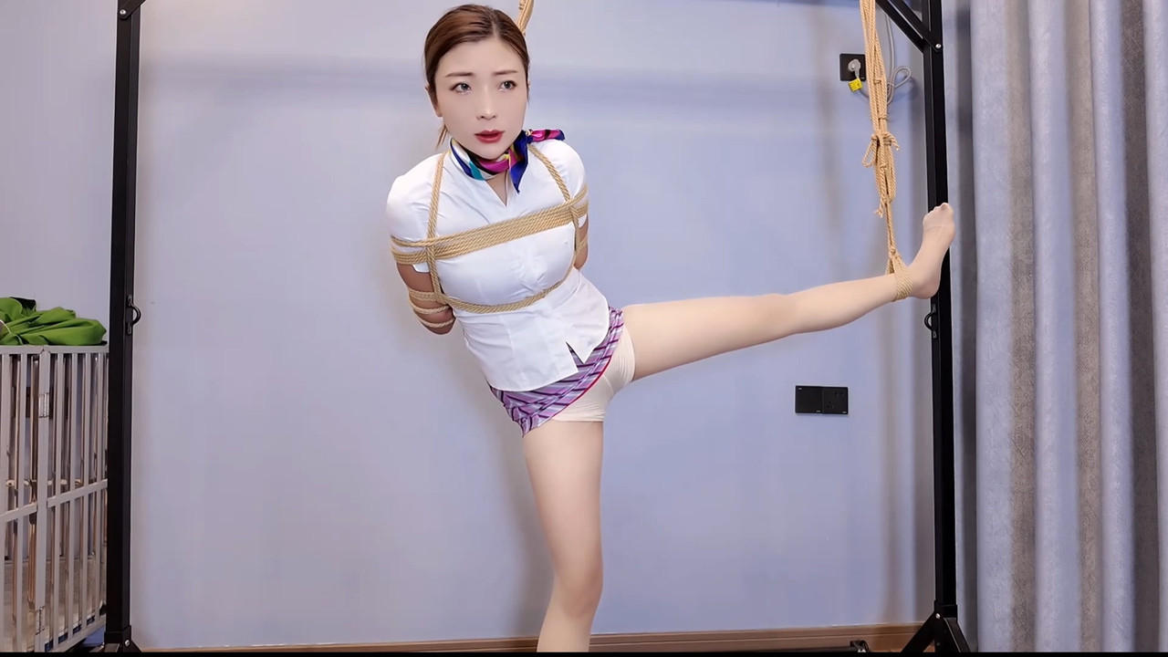 李大侠 佳佳后手观音单腿吊.mp4_20250704_090045.237