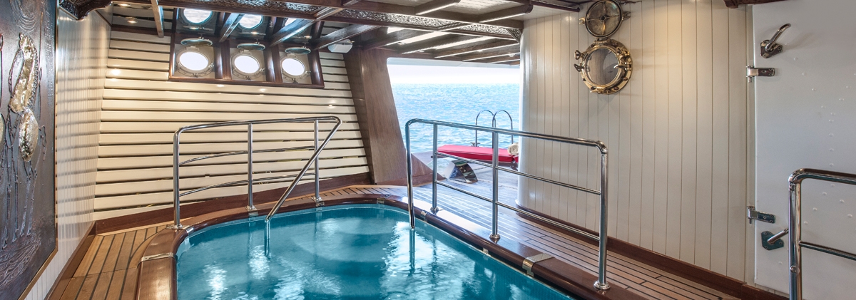 yacht-14-l.jpg