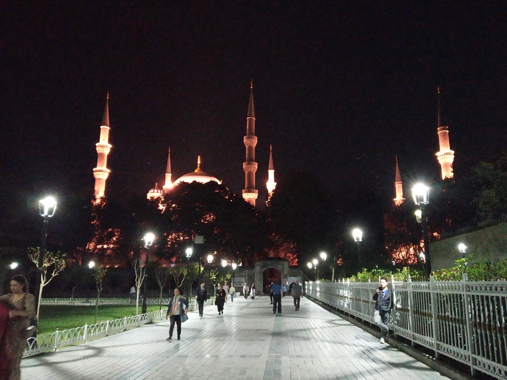 https://i.postimg.cc/yNjscVVk/IMG-20231007-193945.jpg